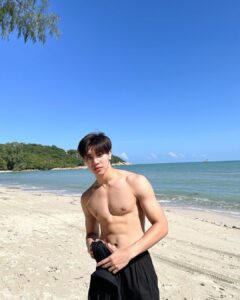 หลงซื่อลี 19