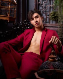 หลงซื่อลี 21