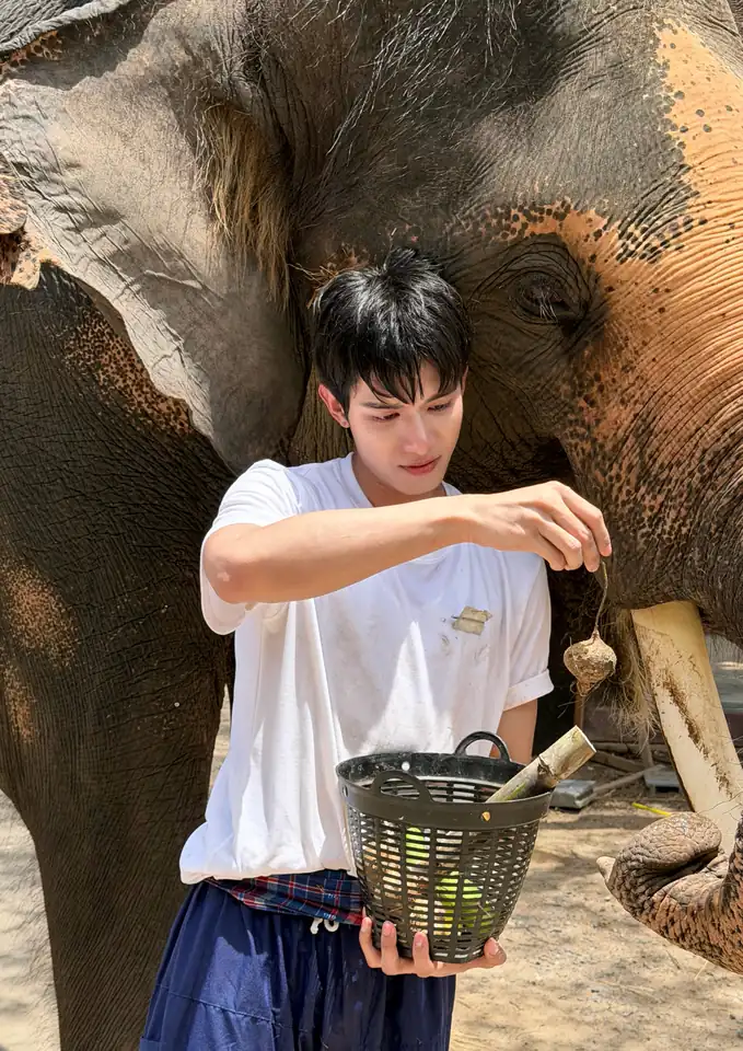 เน็ต สิรภพ ลุคสบายกับกิจกรรมท่องเที่ยว