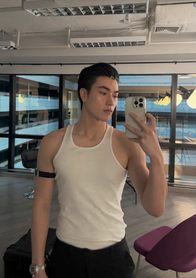 อิน จักราสินธุ์ นักแสดงและนายแบบ ภาพโปรไฟล์ 8