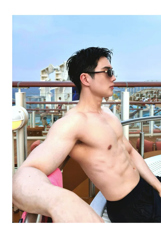 อิน สาริน นักแสดงและนายแบบ ภาพโปรไฟล์ 02