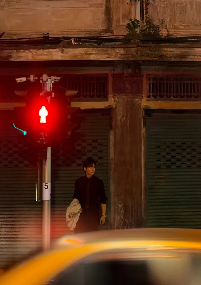 ปอนด์ พลวิชญ์ ภาพโปรไฟล์นักแสดง 8